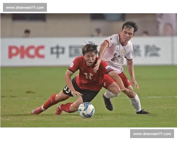 苏超六月：平凡人的主场荣耀