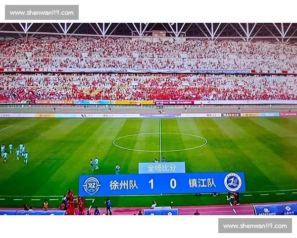 徐州门将神级划铲镇镇江!苏超最帅扑救引爆热议 徐州门将神级划铲镇镇江!苏超最帅扑救引爆热议